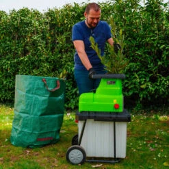 OXEO Broyeur Végétaux électrique 2500W - Branche Ø40mm - Capacité 50L -Broyeur Magasin 13726355 3